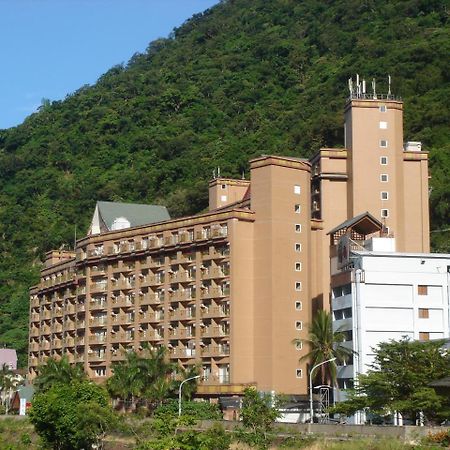 Fujiyeh Chipen Hot Spring Resort Wenquan المظهر الخارجي الصورة